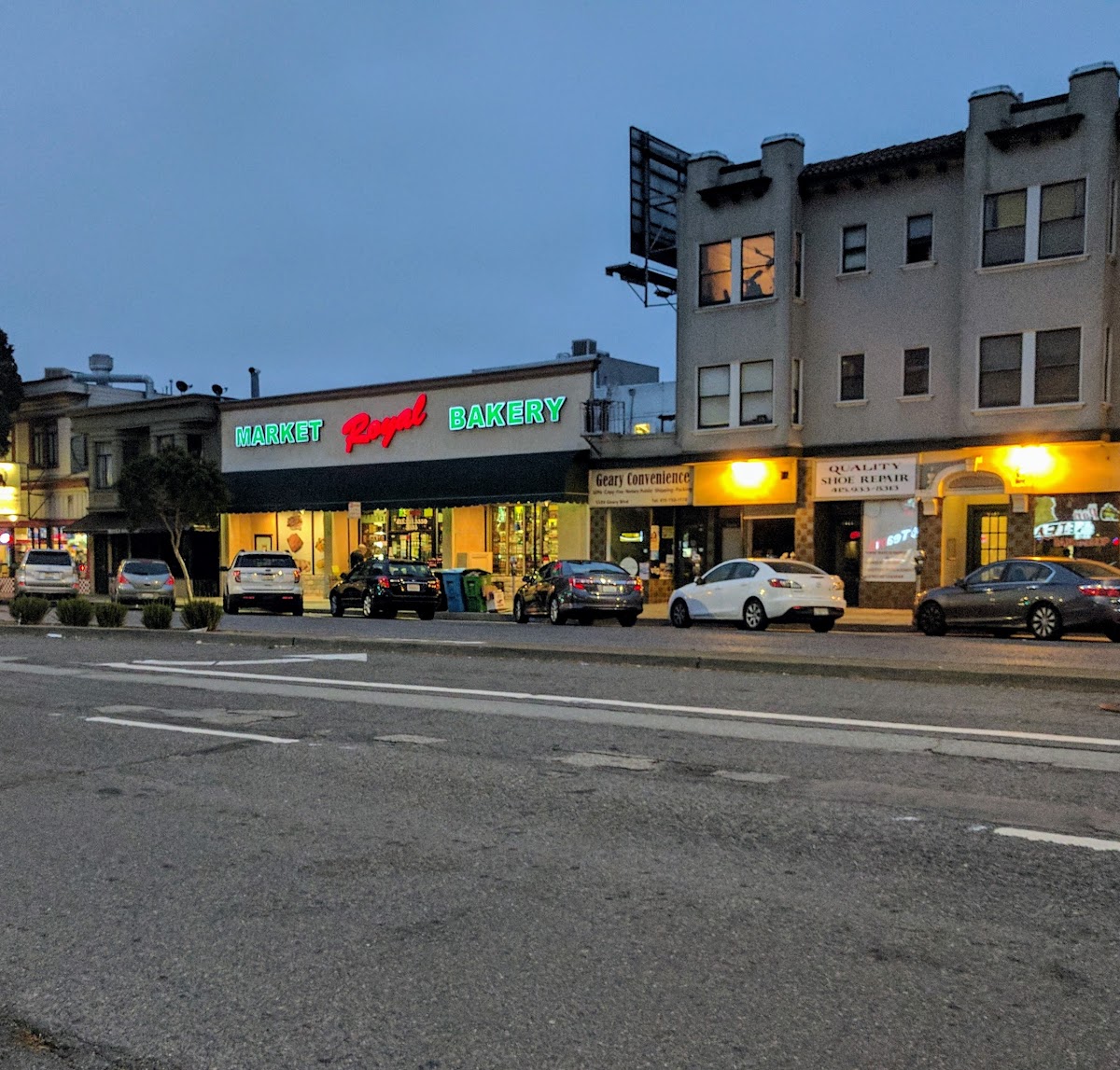 Royal Market & Bakery